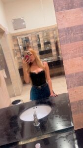 Scarlett_Lee1のMeの 5枚の写真