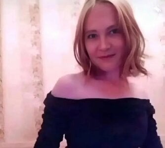 -LOLA-LOLA-: Public ( 3 фото)