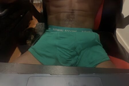 LilZaireNoir Public Pic 2