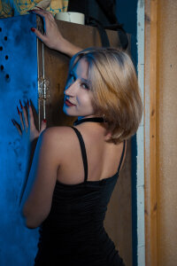 selen_s_ Lolly Pic 3