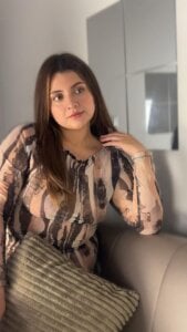 Selina_Sykes Public Pic