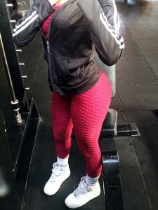 brunette_princess18 gym Poză