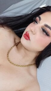 EmmilyConnor Public Foto 4