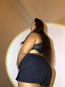 SeleneGibson__ Public Pic 5