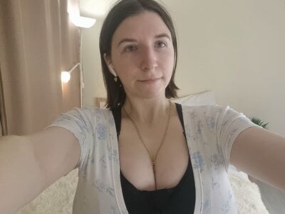 DejaMervis Public2 Pic 2