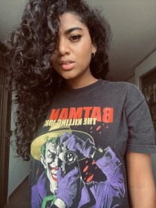 Carlymonroee_ I feel hot 😍♥️ Gambar 3