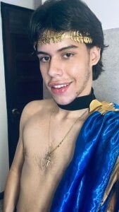 Luciangrey- 🫅🏻 Pic