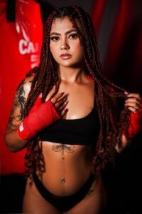 AlaiaRogers kullanıcısının KO mode 🥊 albümü -  4 fotoğraf