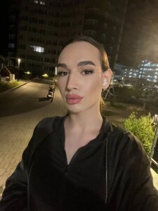 IzzyPizzy69 Public Pic