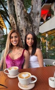 Doll_Housee Our Love 💘👩🏼‍🤝‍👩🏻💘 Pic 3