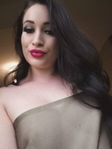 GoldenLunaa Public Bilde