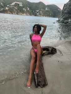 babilett I like the Beach Pic 5