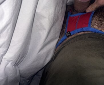 sukebegorilla 布団の中でちんちんさわさわ... Pic 8