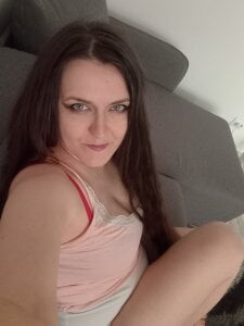 Angela_swet Public slika 2