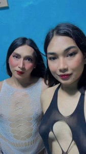 12InchDominantPeach Nia And Asian Pic 2