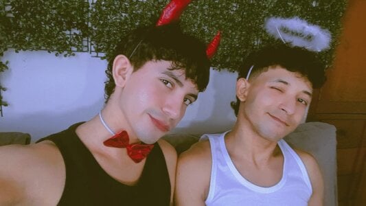 Twinks_cute Fotos Pic 2