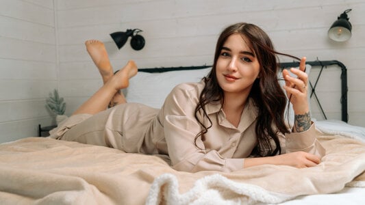 Taste of Love🍒 de ChristinaMilton  2 Imagens