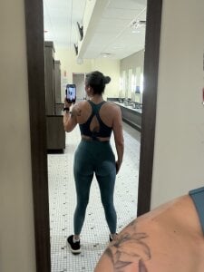 cumguzzler143 Milf Foto 2