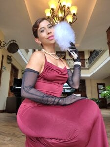 Alice_Barry Chronicles of a Diva Billede 4