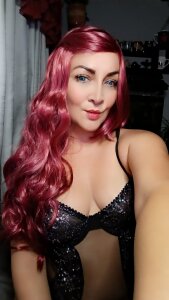 smoker_milf Public Pic 6