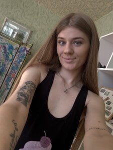 Adell_Love Public Pic 4