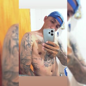 Carlosklr7 Public Pic