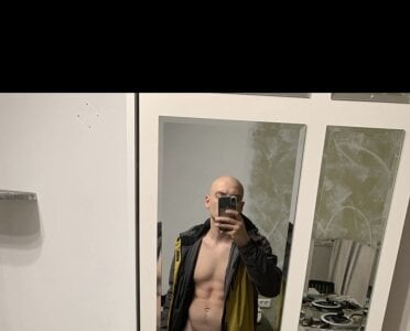 misterjames__ Public 사진 3