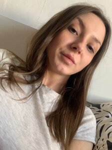 LirikaXox Public Pic 4