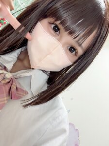 Public od Nazuna_727  2 snímek