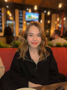 ChongBertschy Public Pic