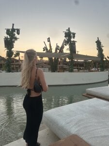 Hannah_skye69: Public ( 9 фото)
