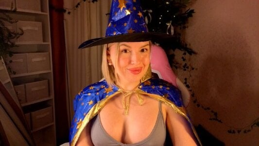 crowned_goddess magical goddess зображення 3