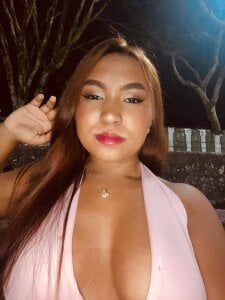 Emylilux Authenticity in the foreground😍 Hình 7