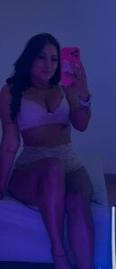 amber__ferrera Soft Pink🌸💋 Foto 4