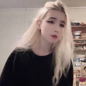 Aiko_Takana Public slika