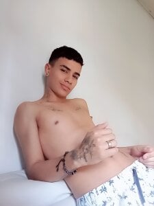 Public od agustiinboy  2 snímek