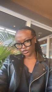 Moonzy77 Fun w/friends look like: Immagine  2