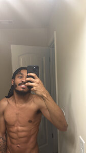 modest1010 Public Pic 2