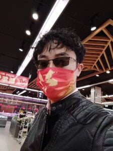 Mature-woman-and-boy Public Pic 9