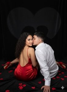 Thetoxicouple merry christmas to all of you we love you very much ❤🥰 Foto 2