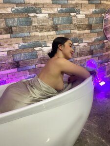 Viioletcollins ❤️‍🔥 Pic 3