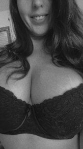 MysteryGirl7 Public Pic
