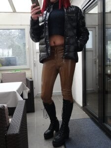 _Davine_ Public Pic 5