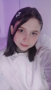 My angelic face 😇🪽 de nicky_bonny18  3 Imagens