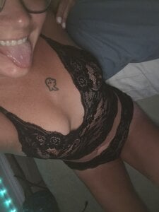 tab0Lvr Showing off a fan gift Pic 2