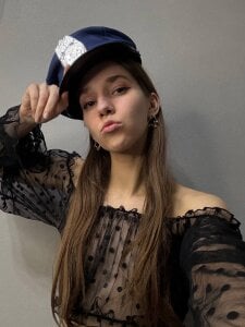 PetraHambelton my favorite suit🥰 Pic 4