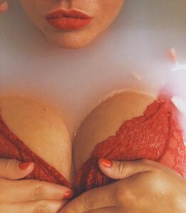 Public de Amie_Hill Foto