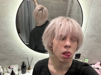 Mark_Shoyer2 Hello there slika 4