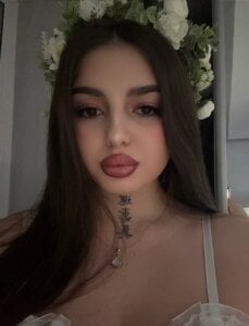 Isabella_Swaannn Public Pic