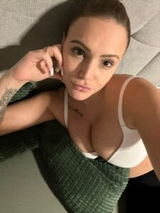 jenny-wild Public Pic 4